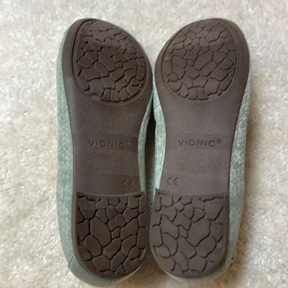 Vionic Green Textured Ballet Flats Comfort Orthotic Women’s Shoes Sz 7 - Picture 7 of 9